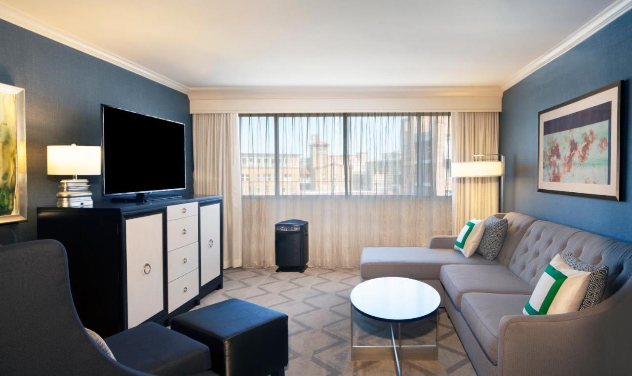 Melrose Georgetown Hotel 4*